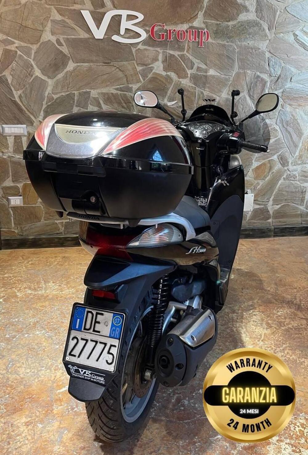 Honda SH 300 i (2006 - 10) (6)