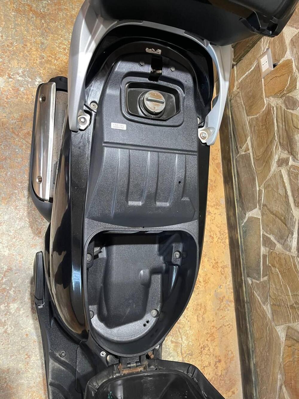 Honda SH 300 i (2006 - 10) (9)