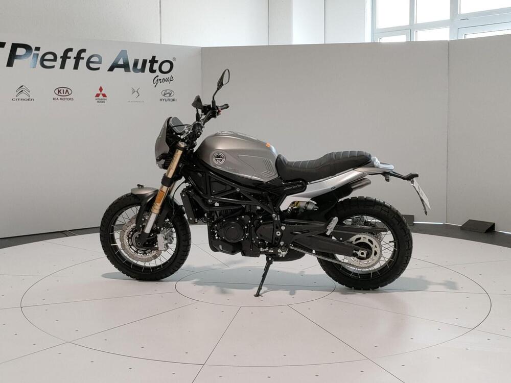 Benelli Leoncino 800 Trail (2022 - 26) (2)