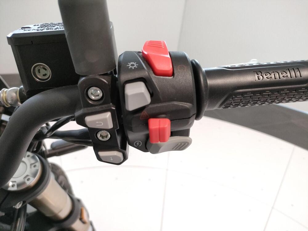 Benelli Leoncino 800 Trail (2022 - 26) (22)