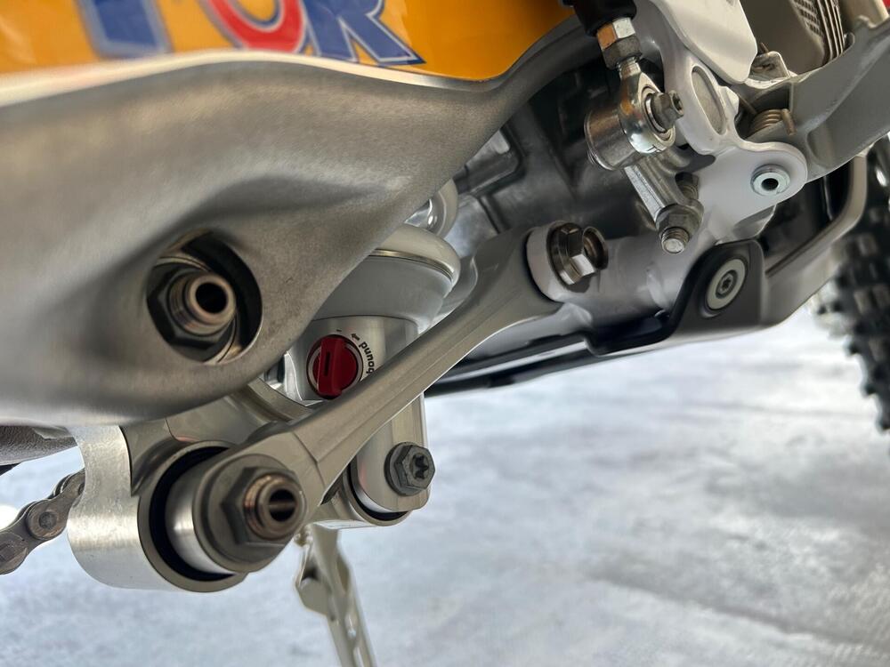 Husqvarna FE 450 Heritage (2025) (15)