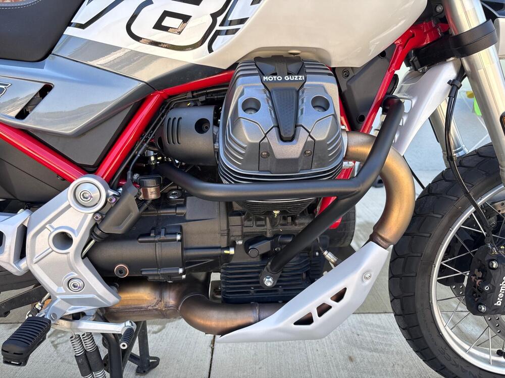 Moto Guzzi V85 TT (2024 - 25) (6)