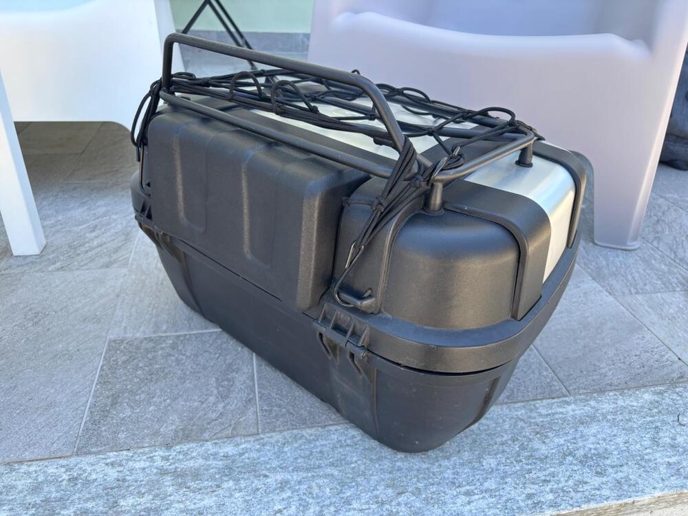 Moto Guzzi V85 TT (2024 - 25) (14)