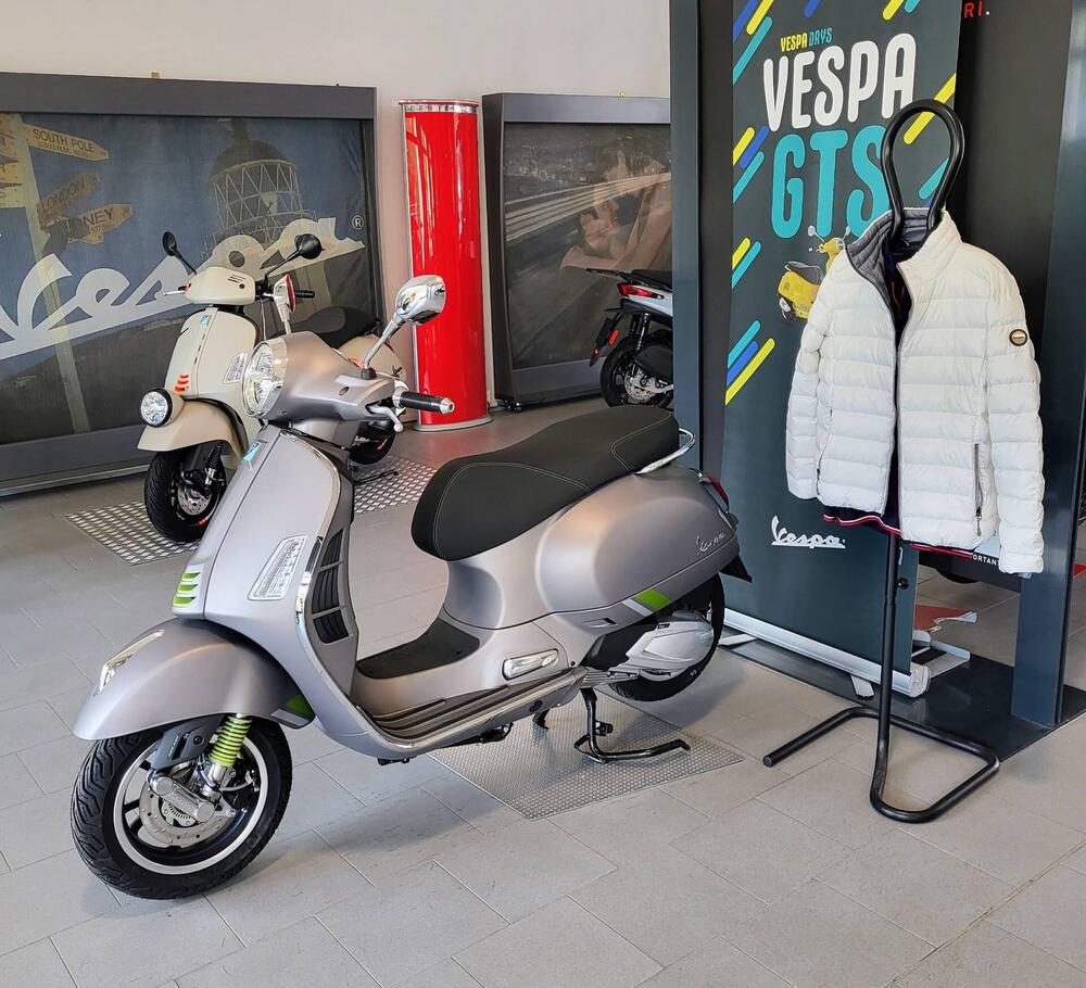 Vespa GTS 310 Supertech (2025 - 26) (2)