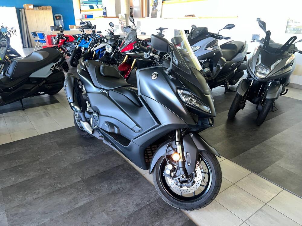 Yamaha T-Max 560 (2022 - 24) (2)