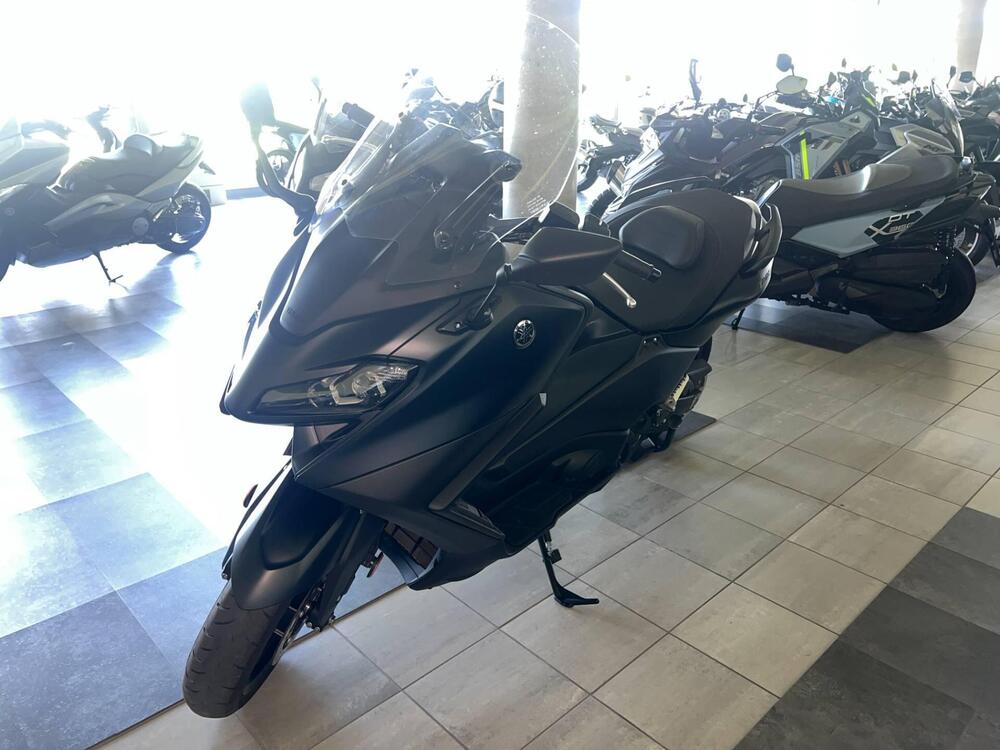 Yamaha T-Max 560 (2022 - 24) (3)