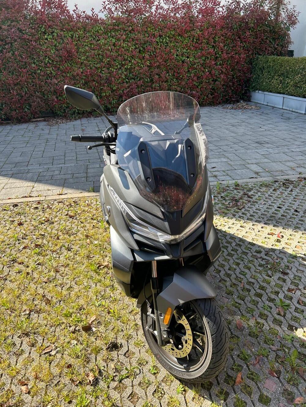 Voge Sfida SR4 MAX (2024 - 26) (3)