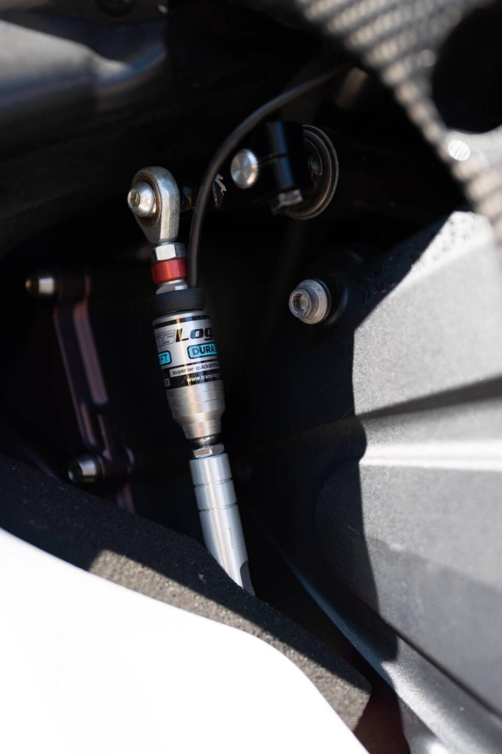 Yamaha YZF R6 (2006 - 07) (13)