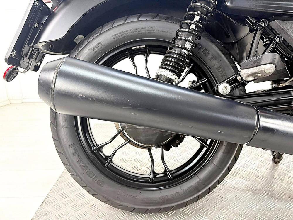 Moto Guzzi V7 III Stone (2017 - 20) (6)