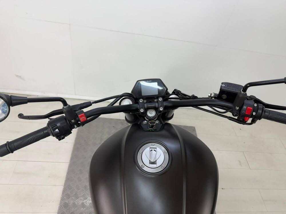 Benelli 502 C (2021 - 25) (19)