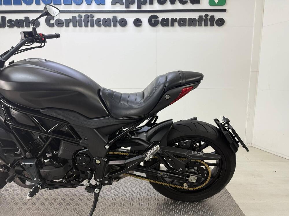 Benelli 502 C (2021 - 25) (16)