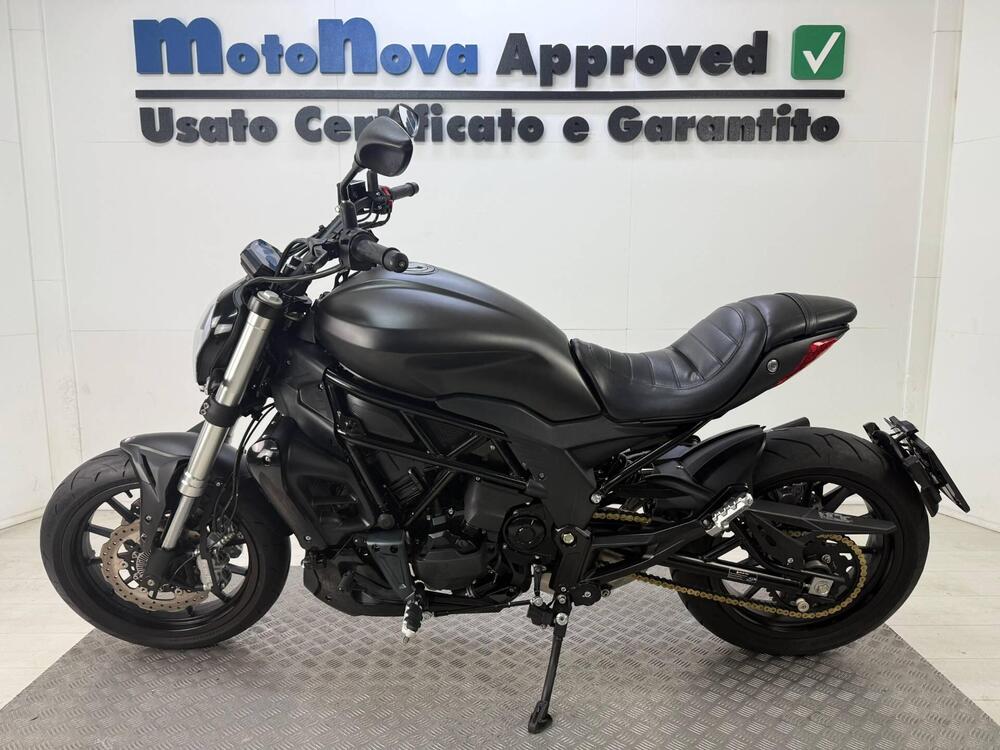 Benelli 502 C (2021 - 25) (5)