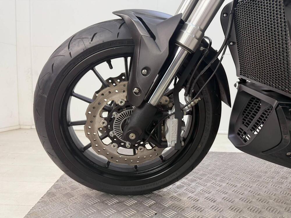 Benelli 502 C (2021 - 25) (13)