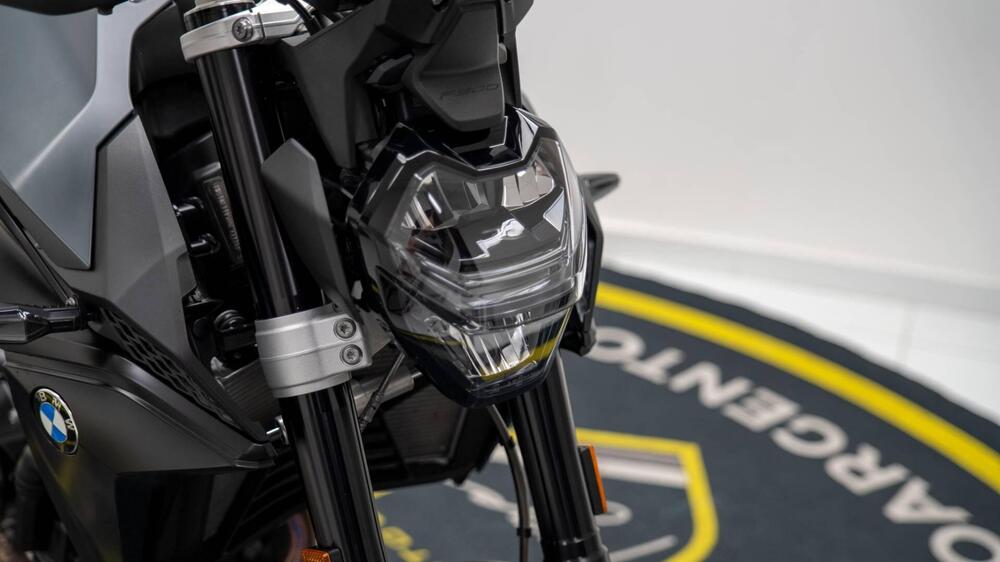 Bmw F 900 R (2021 - 24) (16)
