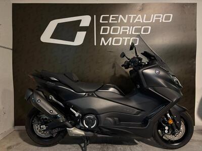 Yamaha T-Max 560 (2022 - 24) usata