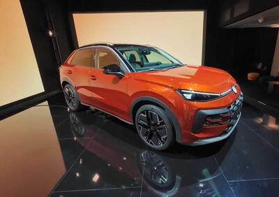 Nuova Volkswagen T-Roc: svelate le prime immagini della nuova generazione [Foto Spia]