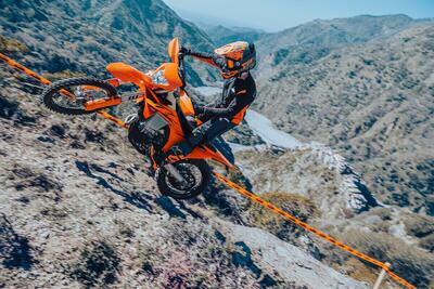 KTM EXC MY2026: sette modelli per qualsiasi tipo di off road. Dall&#039;enduro all&#039;estremo