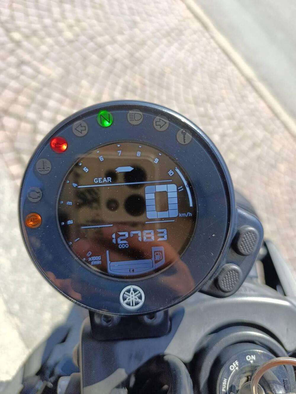 Yamaha XSR 700 (2022 - 26) (4)