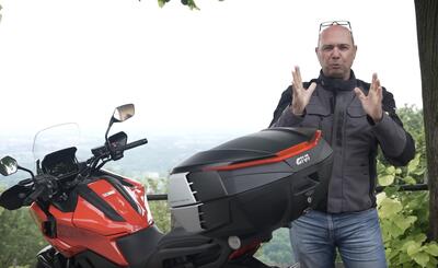 Recensito GIVI V49 AIR: l&rsquo;evoluzione aerodinamica del bauletto per moto [VIDEO]