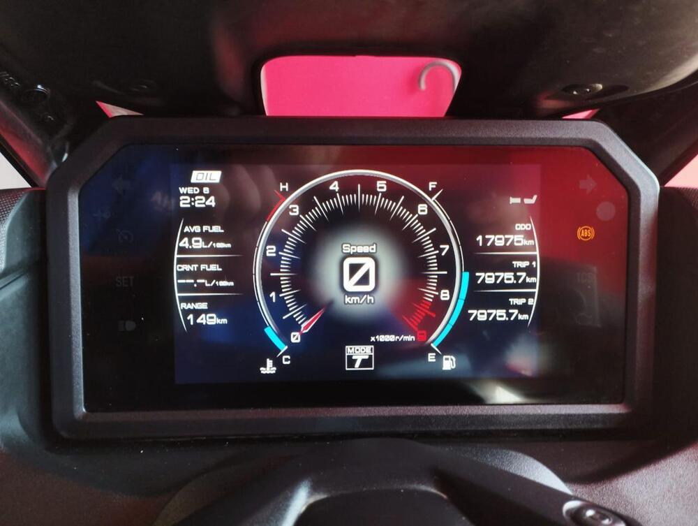 Yamaha T-Max 560 Tech Max (2022 - 24) (5)