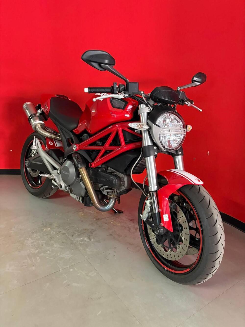 Ducati Monster 696 (2008 - 13) (2)