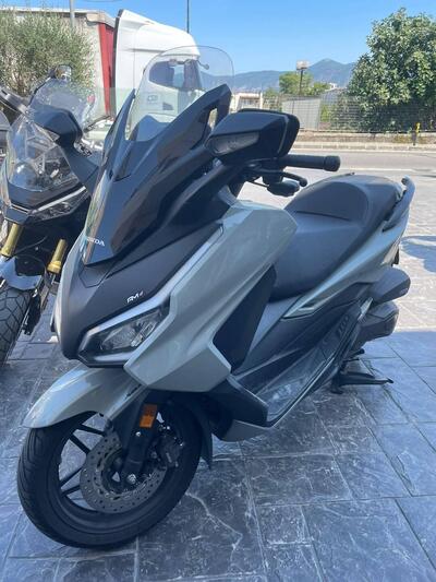 Honda Forza 350 (2022 - 24) usata