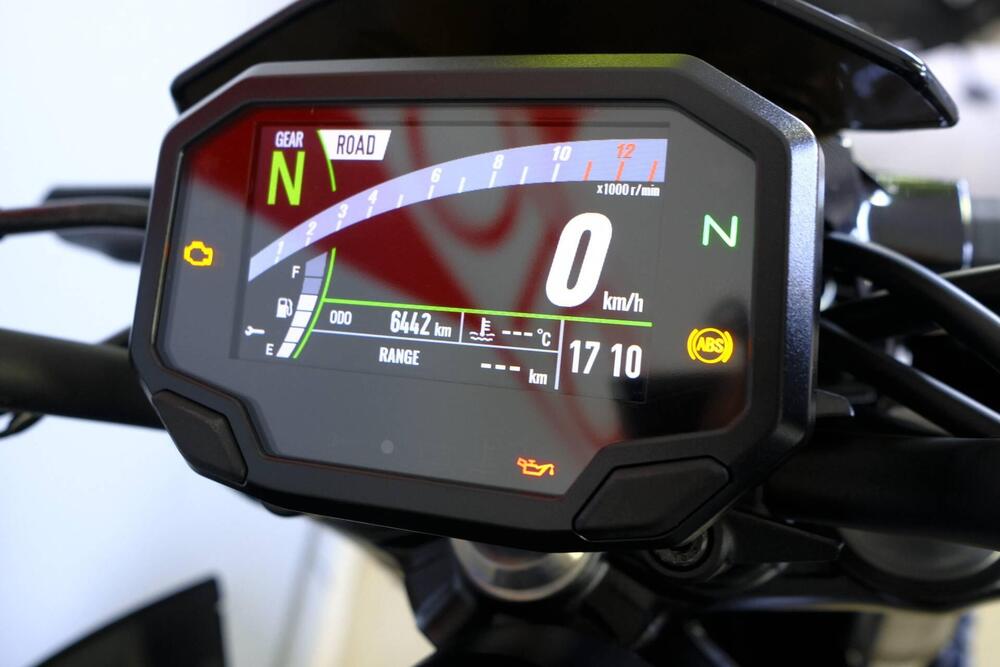 Kawasaki Z 900 (2021 - 24) (7)