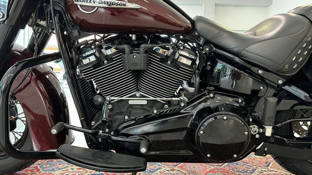 Harley-Davidson 107 Heritage Classic (2018 - 19) - FLHC (7)