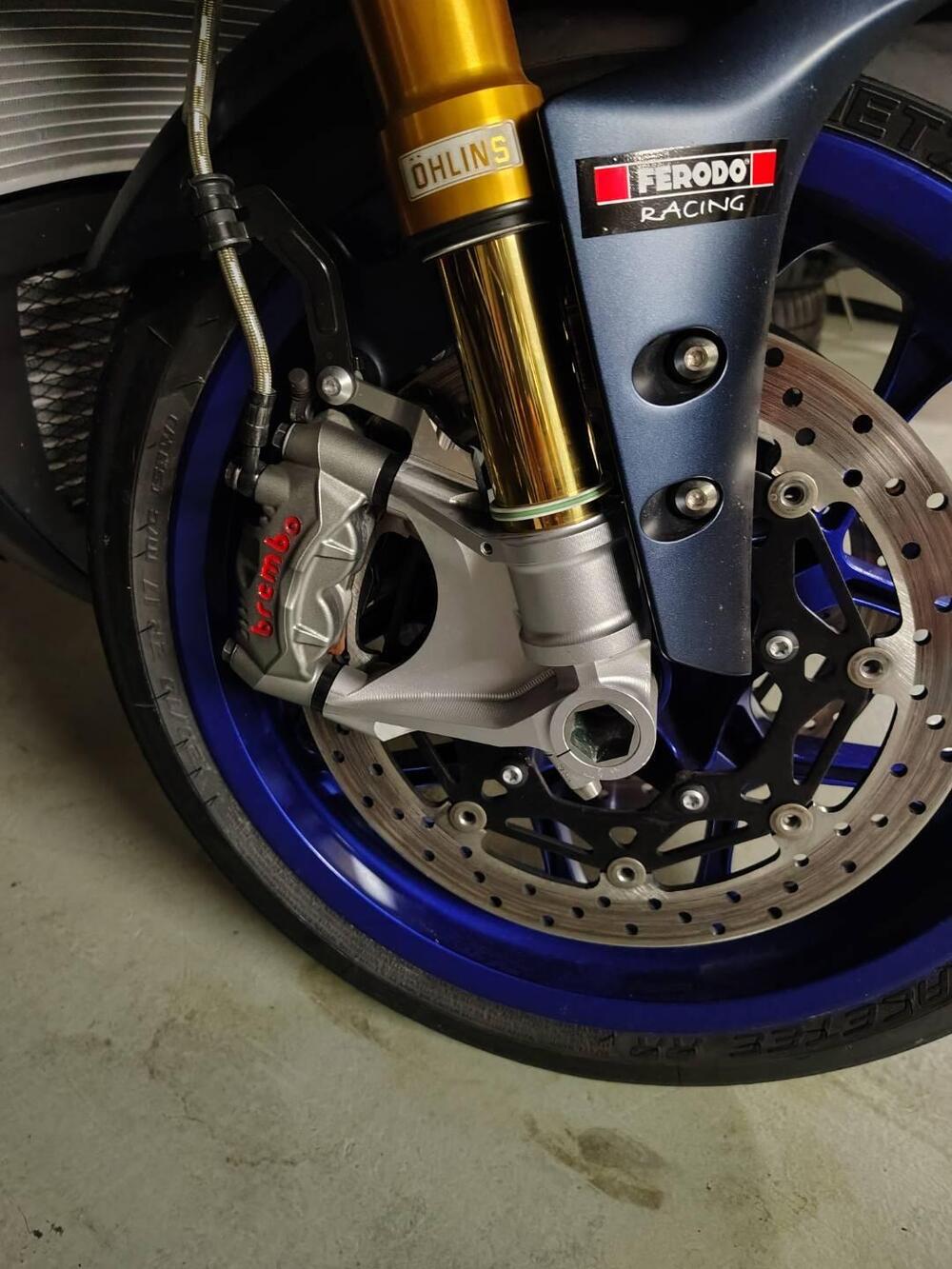 Yamaha YZF R1 GYTR (2023 - 24) (2)