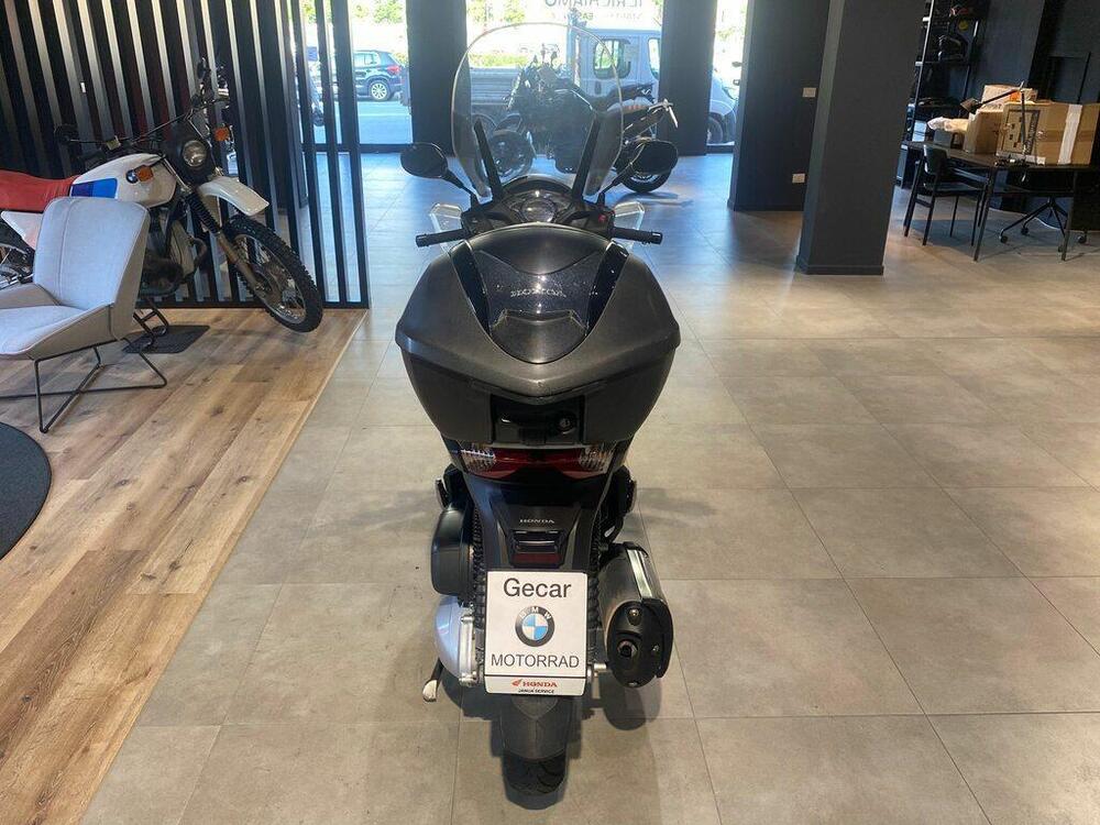 Honda SH 300 i ABS (2016 - 20) (8)