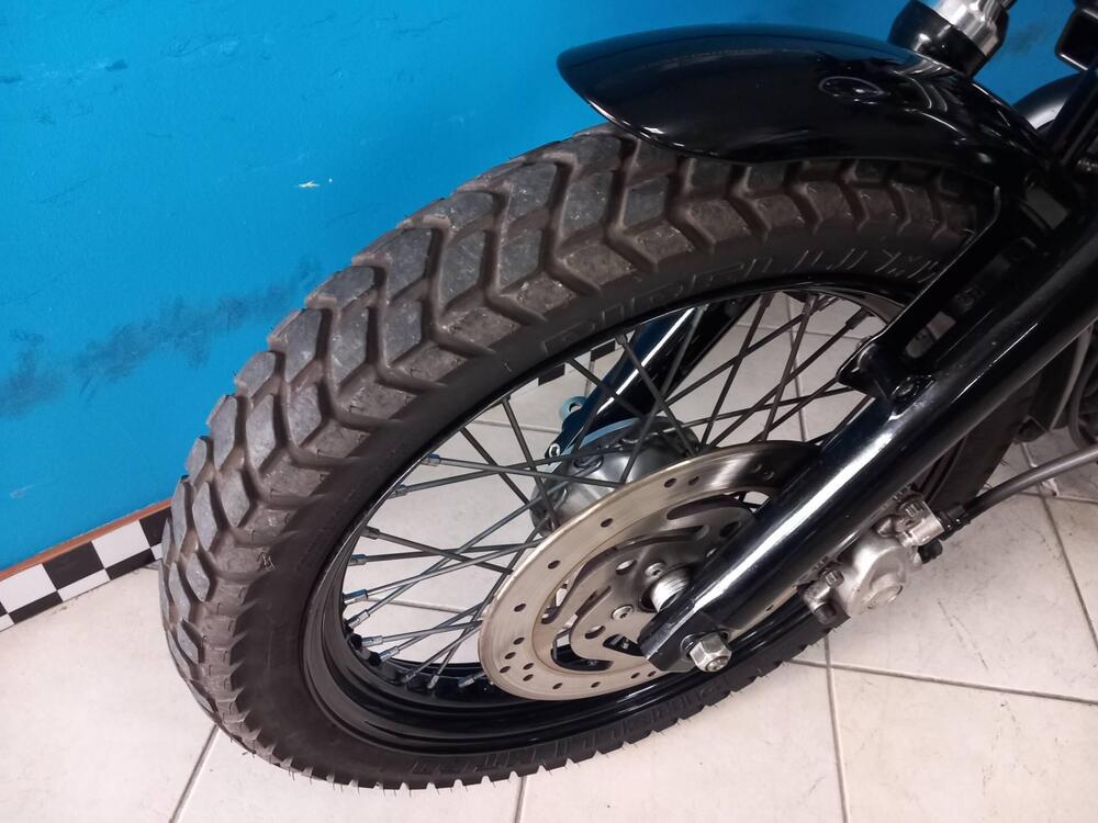 Harley-Davidson 883 (2008 - 09) - XL (7)