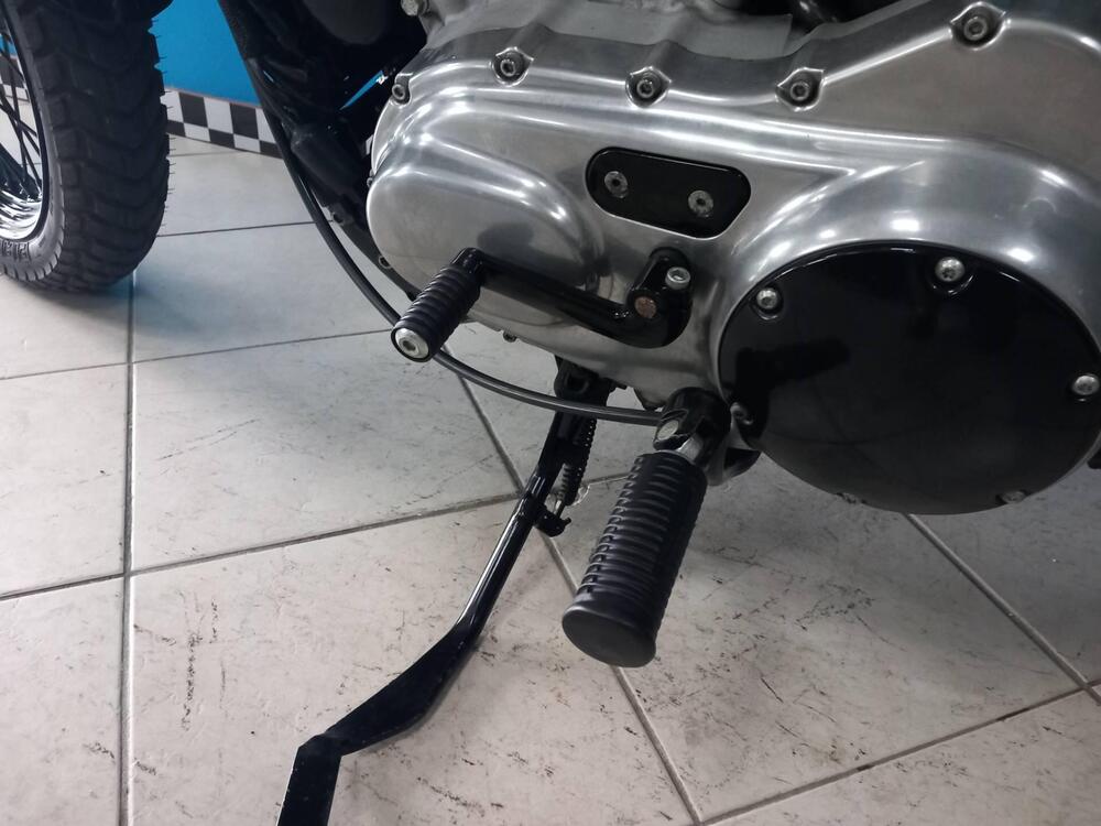 Harley-Davidson 883 (2008 - 09) - XL (10)