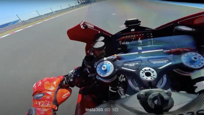 MotoGP 2025. In quanto girano Marc Marquez e Pecco Bagnaia al Balaton Park? Ecco i tempi, con moto di serie [VIDEO E GALLERY]