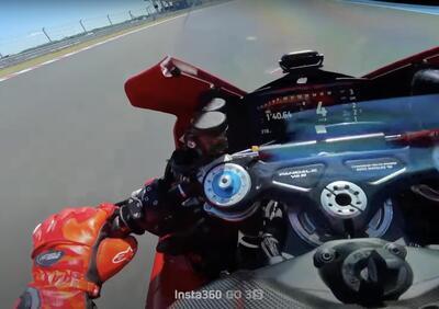 MotoGP 2025. In quanto girano Marc Marquez e Pecco Bagnaia al Balaton Park? Ecco i tempi, con moto di serie [VIDEO E GALLERY]