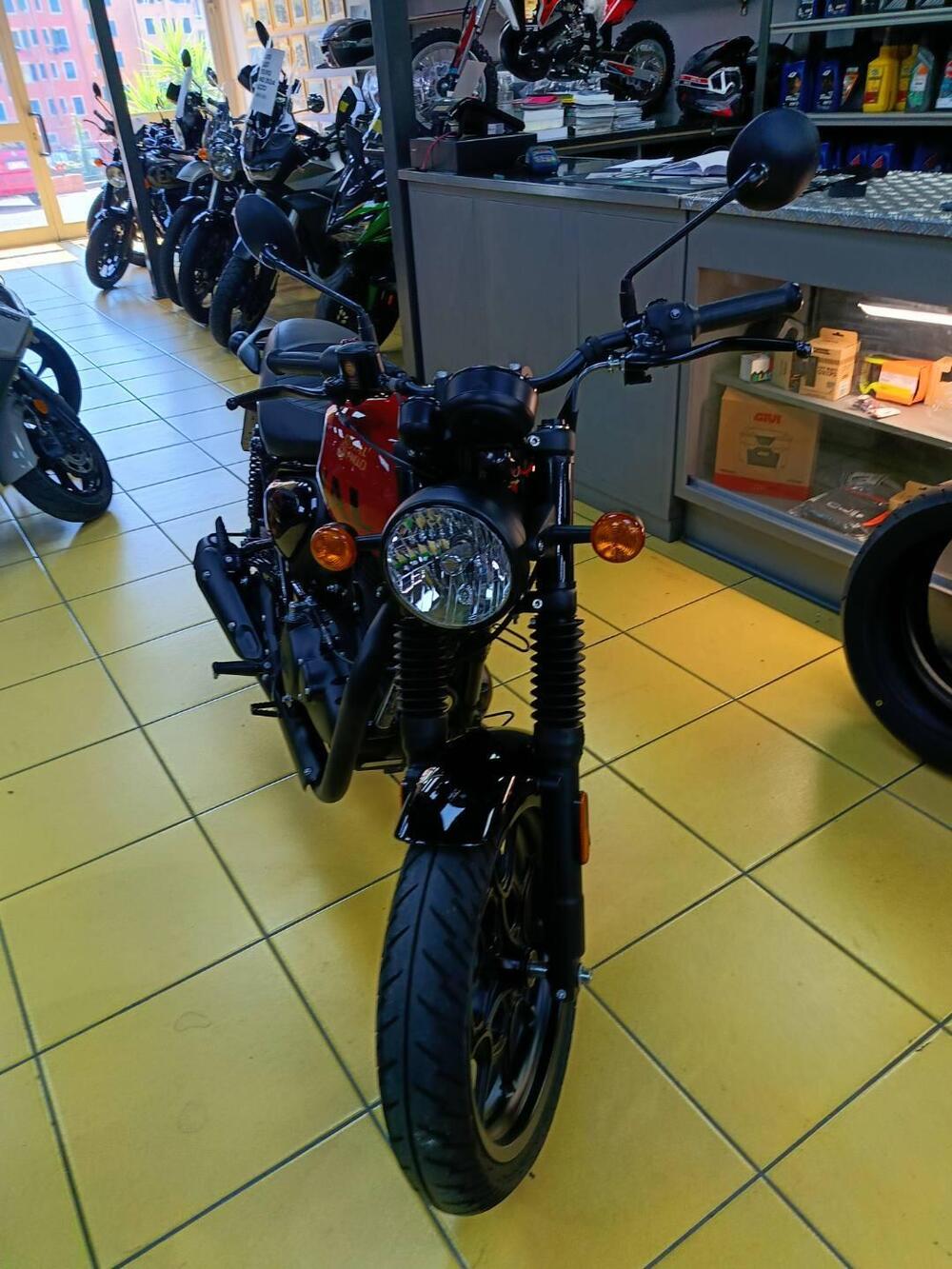 Royal Enfield HNTR 350 (2022 - 26) (2)