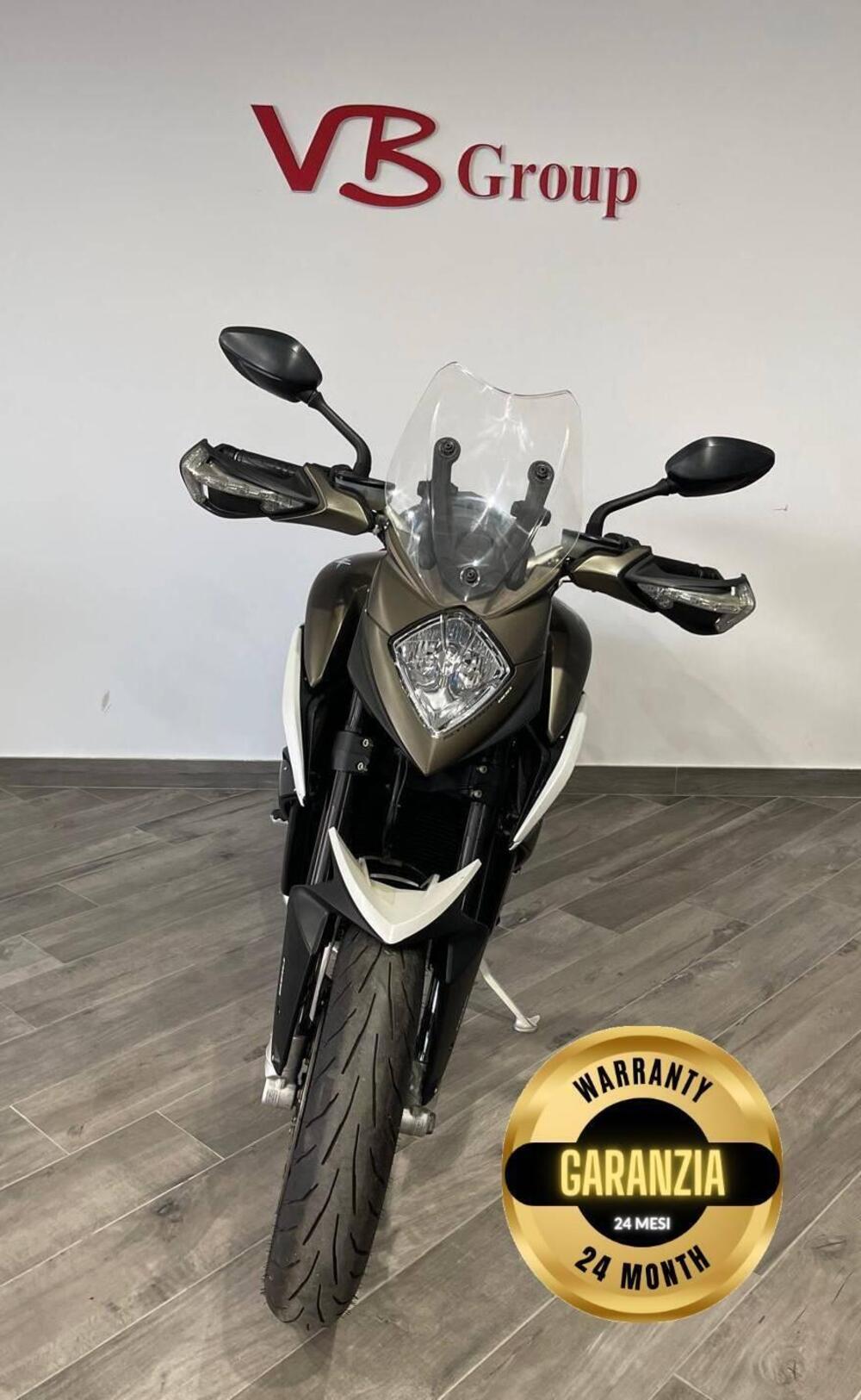 MV Agusta Stradale 800 EAS ABS (2015 - 17) (6)