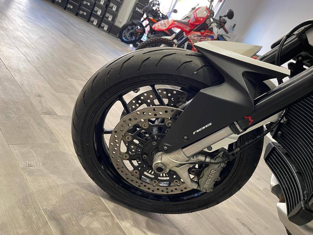 MV Agusta Stradale 800 EAS ABS (2015 - 17) (14)