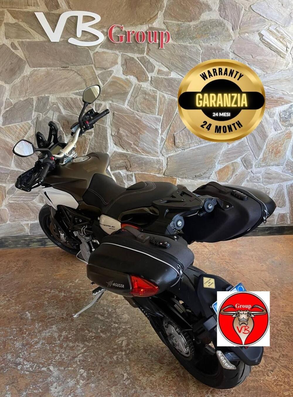 MV Agusta Stradale 800 EAS ABS (2015 - 17) (20)