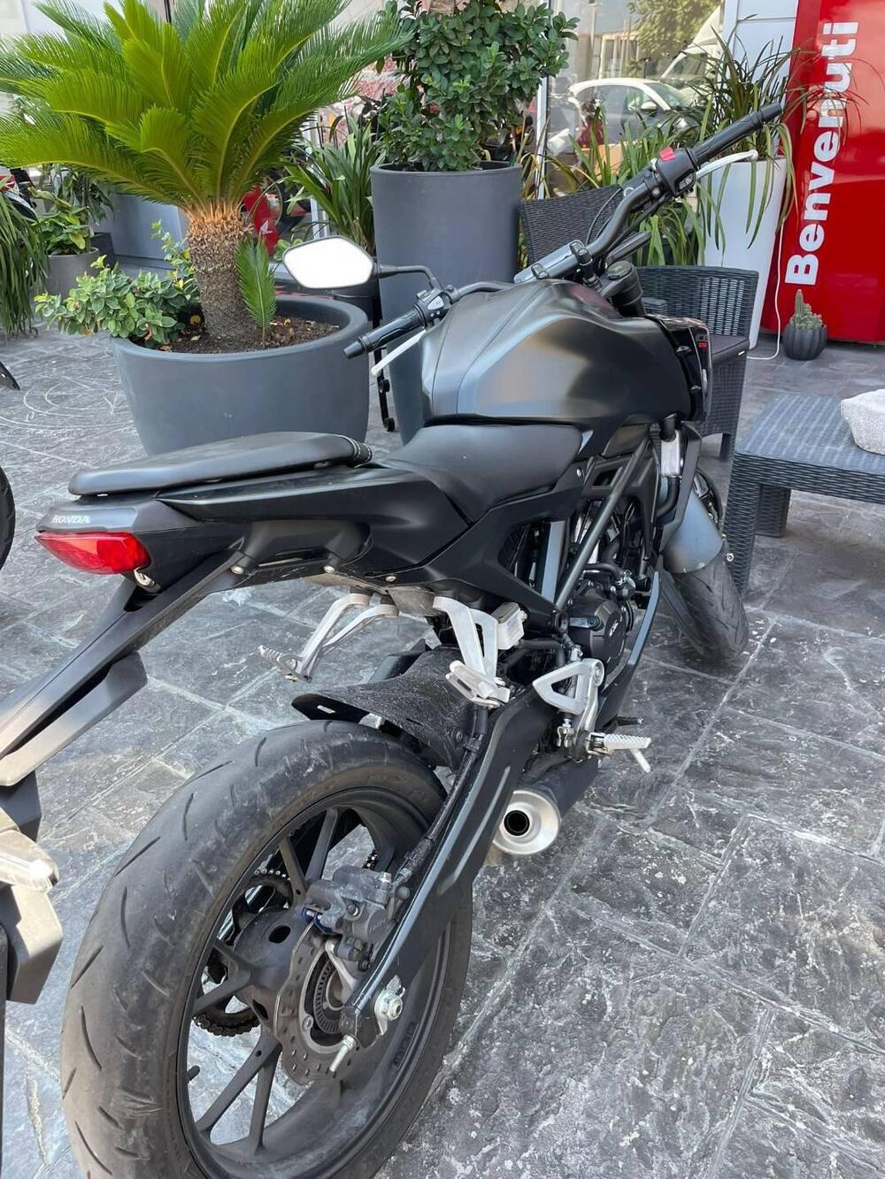 Honda CB 125 R (2021 - 23) (6)