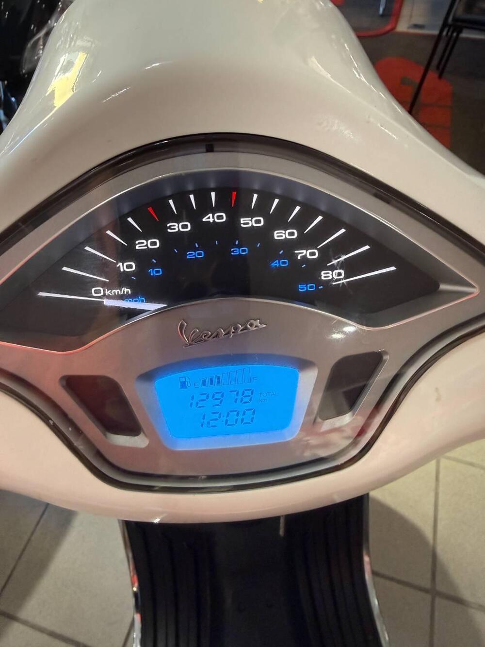 Vespa Primavera 50 4T (2014 - 17) (5)