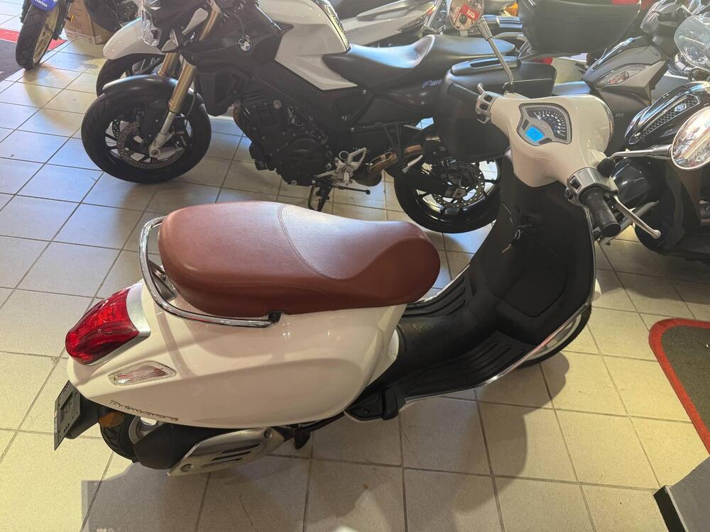 Vespa Primavera 50 4T (2014 - 17) (3)