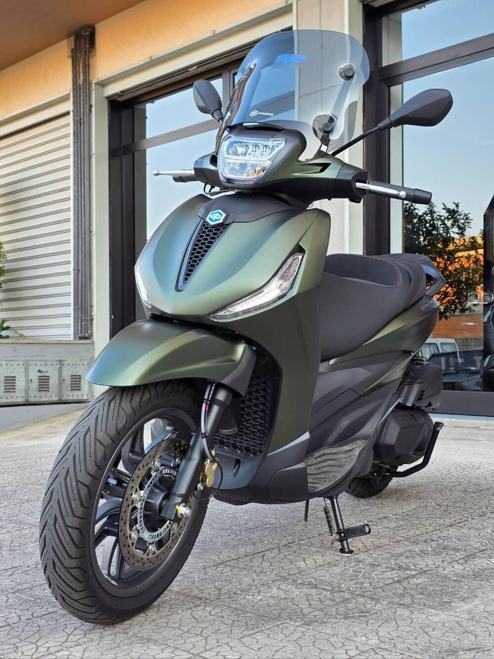 Piaggio Beverly 400 S ABS-ASR (2021 - 24) (6)