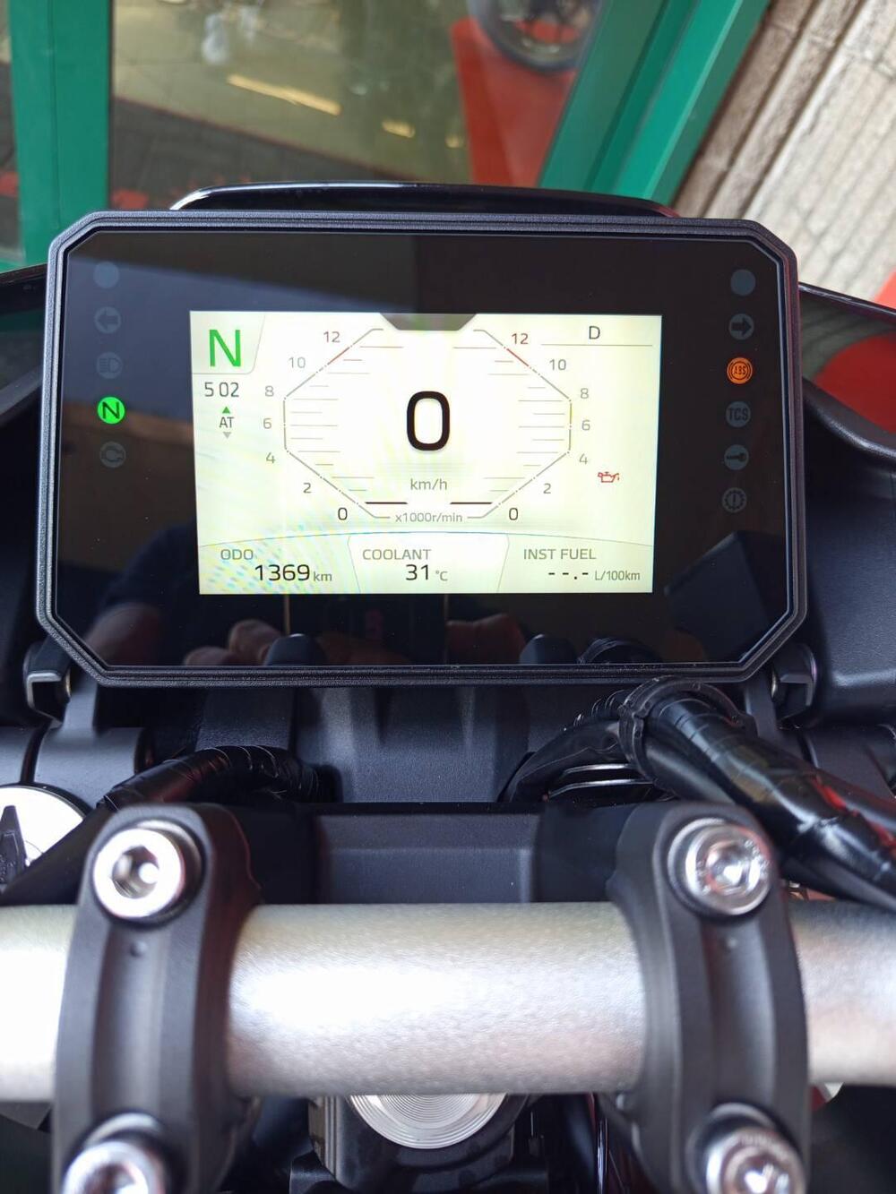 Yamaha MT-07 Y-AMT (2025 - 26) (6)