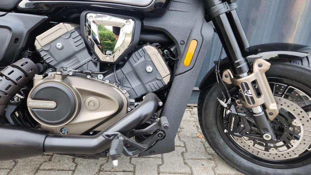 QJ Motor SRV 600 V (2025 - 26) (8)