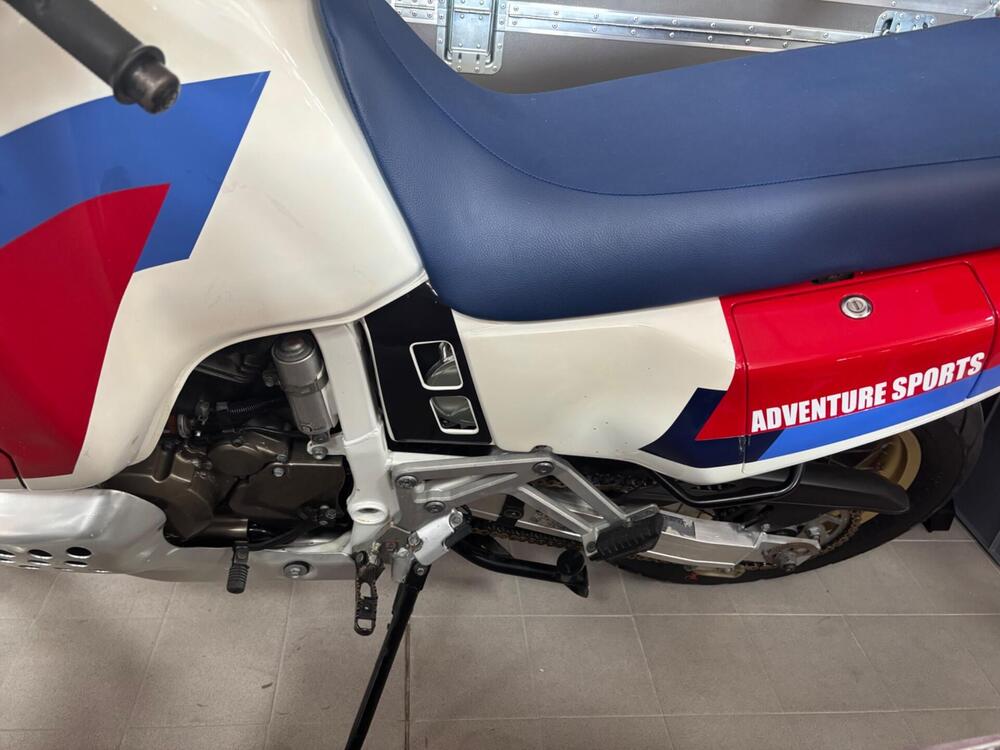 Honda Africa Twin XRV 750 (1992) (8)