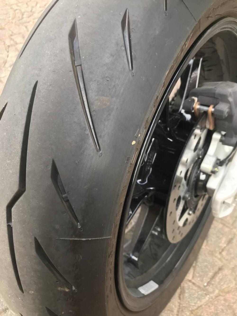 Ducati Hypermotard 698 Mono (2024 - 25) (6)