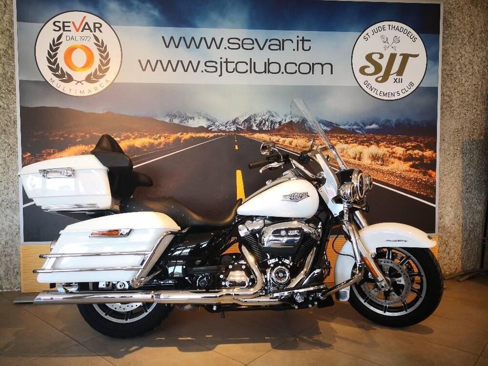 Harley-Davidson 107 Road King Classic (2017 - 18) - FLHRC (2)