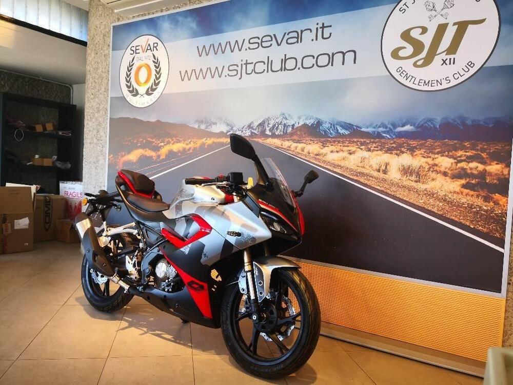 QJ Motor SRK 125 R (2025 - 26) (3)