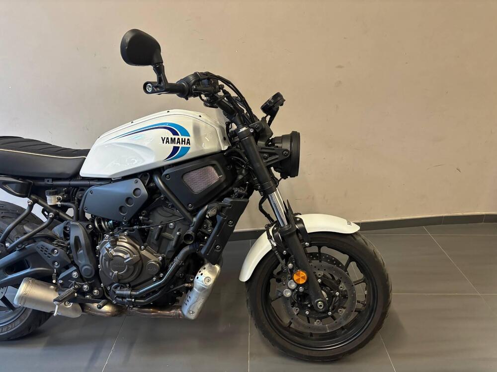 Yamaha XSR 700 (2022 - 26) (9)