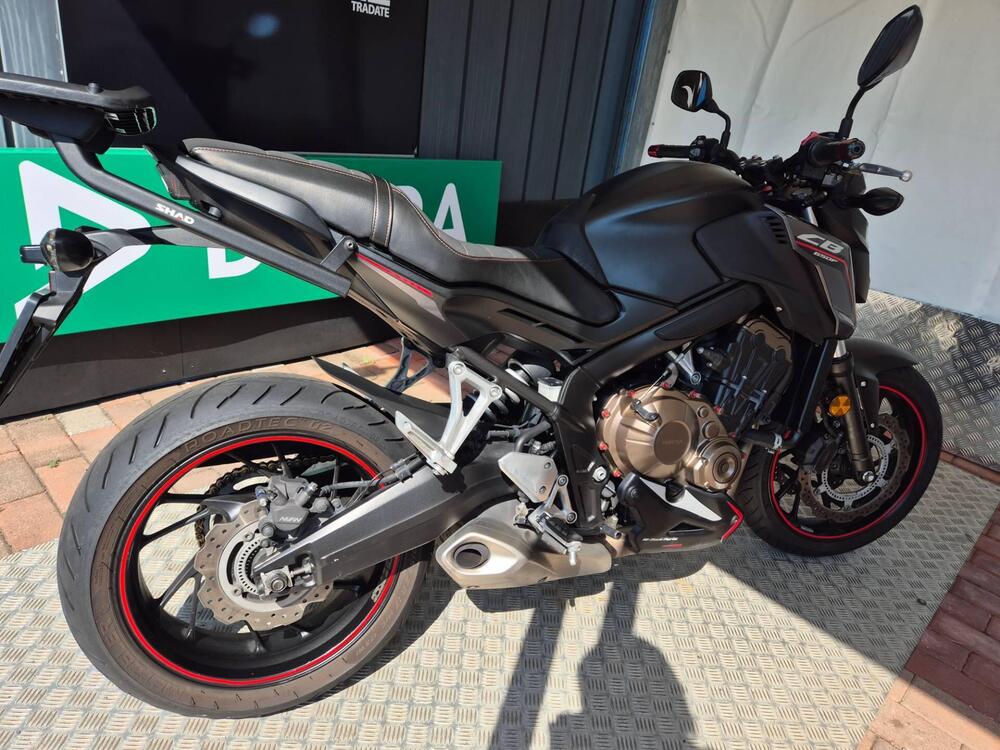 Honda CB 650 F (2017 - 18) (15)